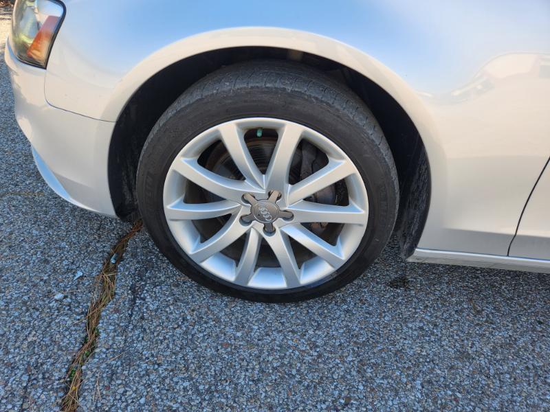 Audi A4 2.0T Sedan quattro Tiptronic 2013