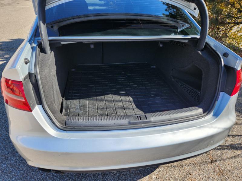 Audi A4 2.0T Sedan quattro Tiptronic 2013