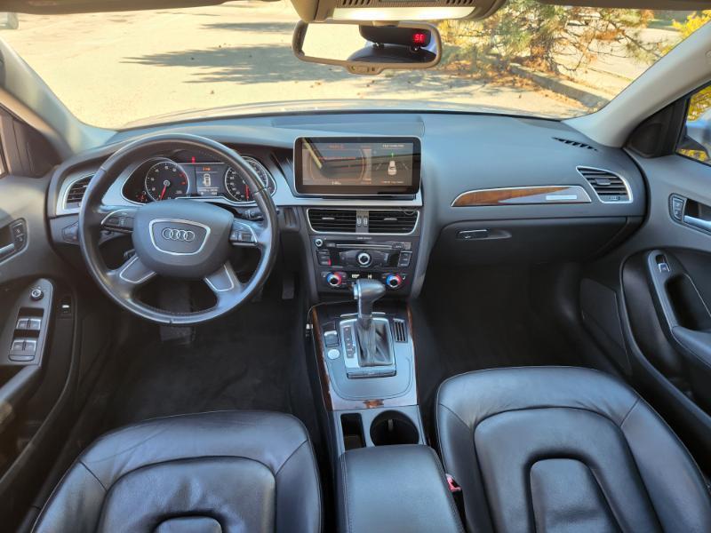 Audi A4 2.0T Sedan quattro Tiptronic 2013