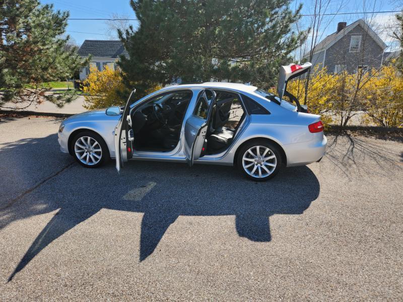 Audi A4 2.0T Sedan quattro Tiptronic 2013