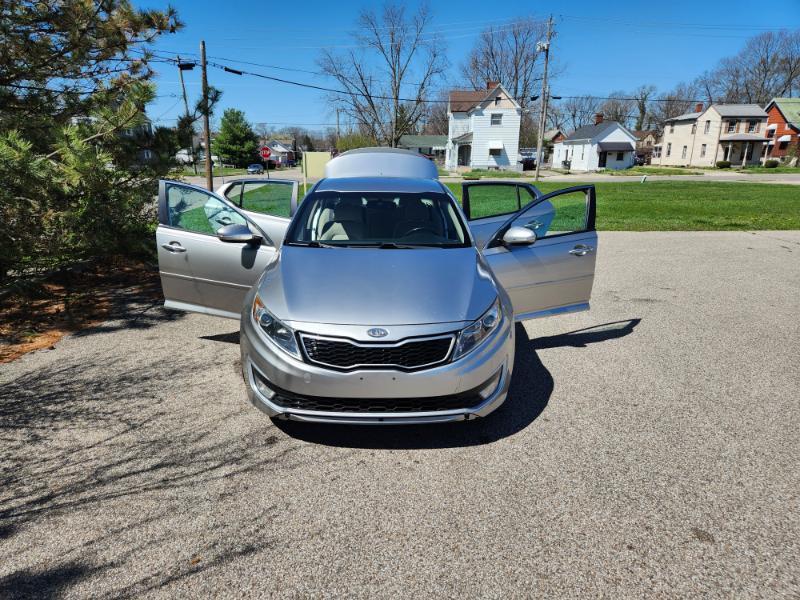 Kia Optima Hybrid Sedan 2012