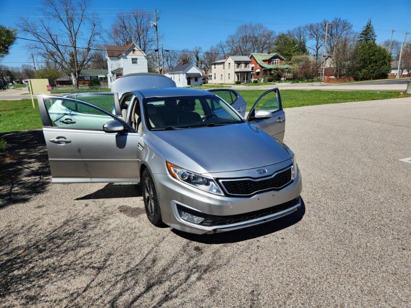 Kia Optima Hybrid Sedan 2012