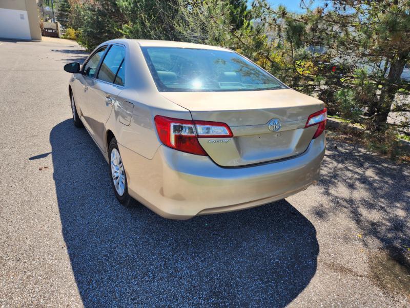 Toyota Camry L 2012