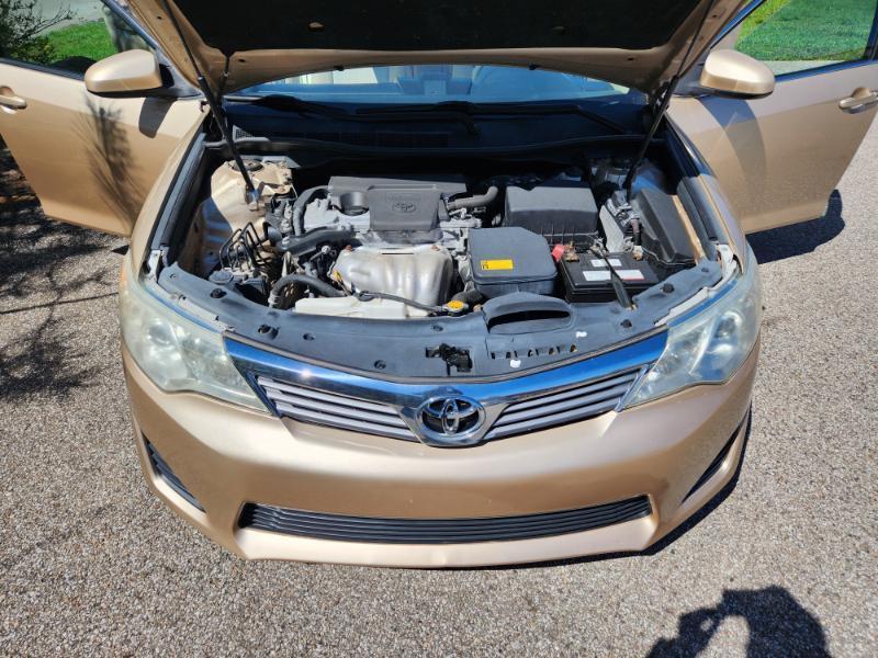 Toyota Camry L 2012