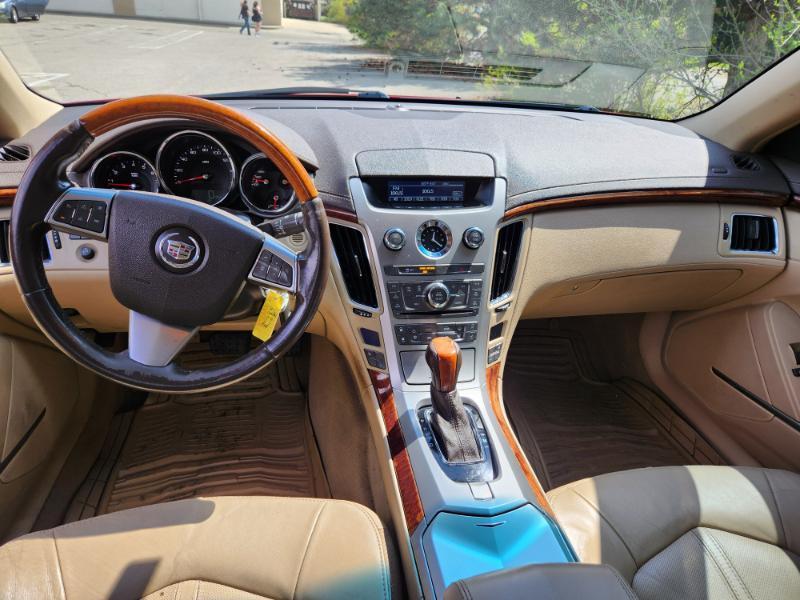 Cadillac CTS 3.0L Luxury AWD 2011