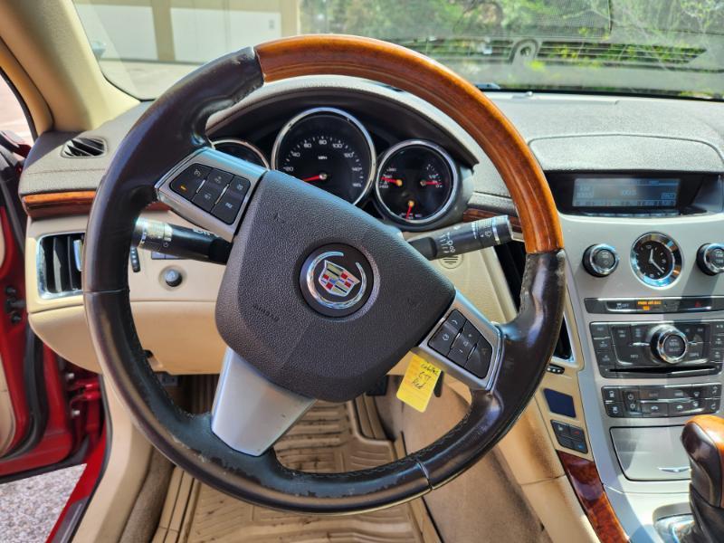 Cadillac CTS 3.0L Luxury AWD 2011