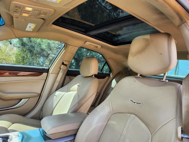 Cadillac CTS 3.0L Luxury AWD 2011