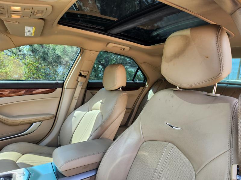 Cadillac CTS 3.0L Luxury AWD 2011