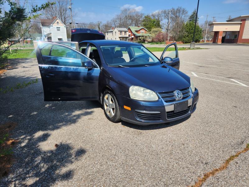 Volkswagen Jetta SE PZEV 2009