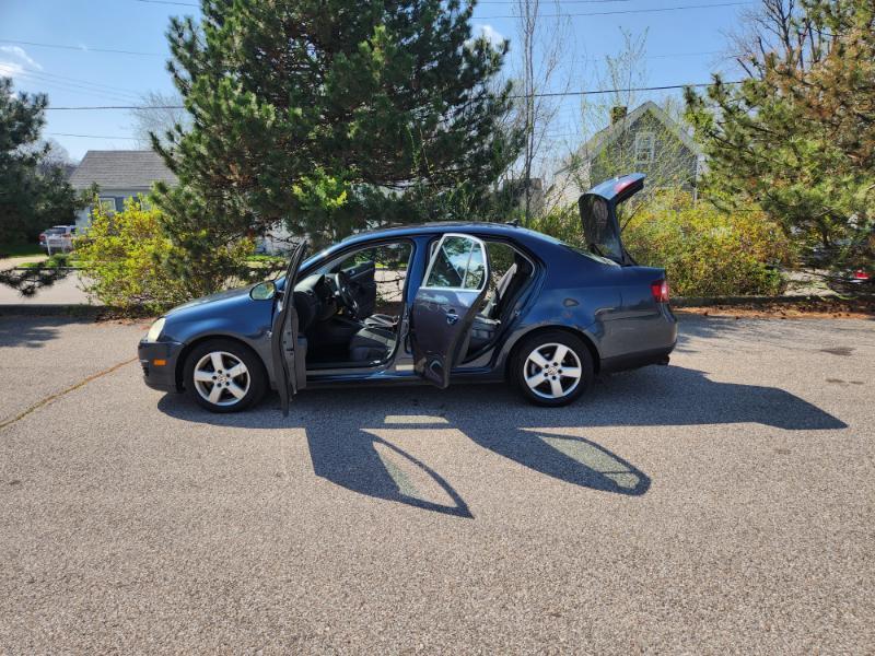 Volkswagen Jetta SE PZEV 2009