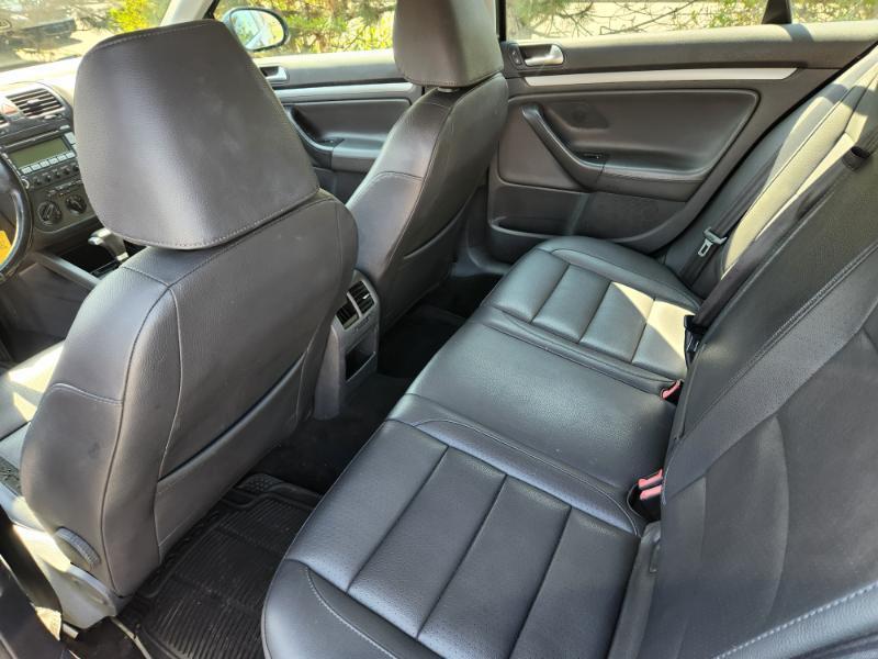 Volkswagen Jetta SE PZEV 2009