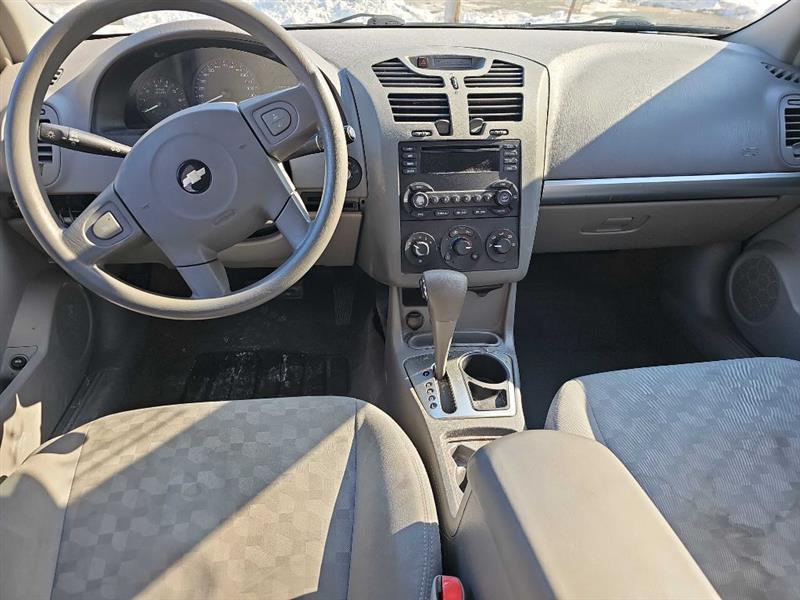 Chevrolet Malibu LS 2004
