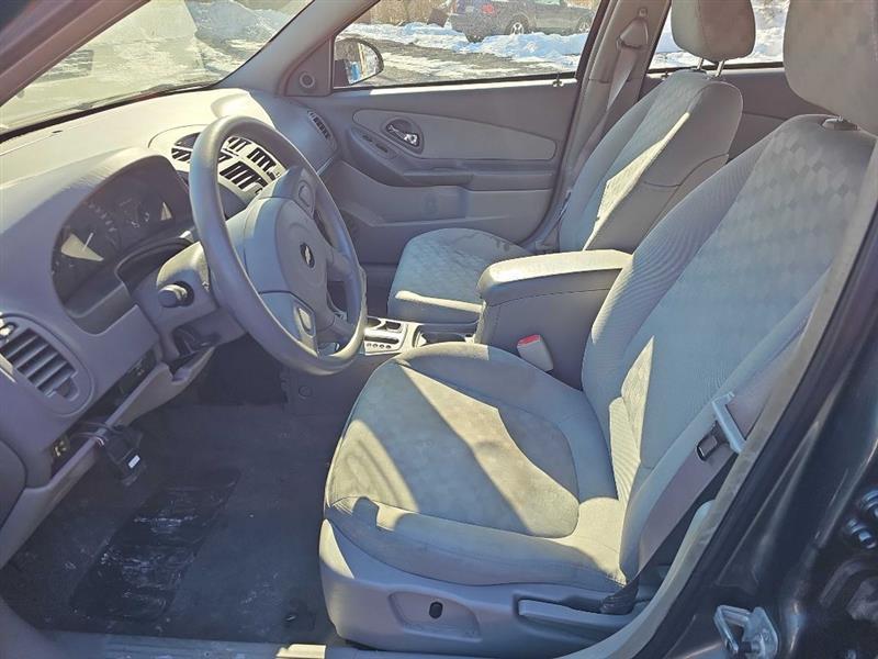 Chevrolet Malibu LS 2004