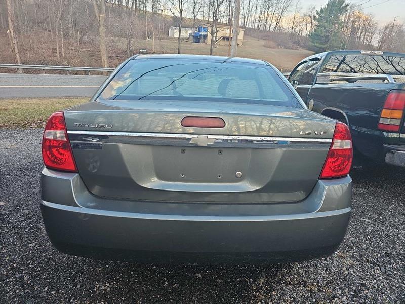 Chevrolet Malibu LS 2004