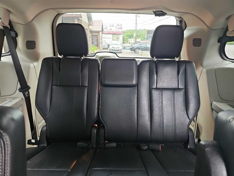 Chrysler Town & Country Touring 2014