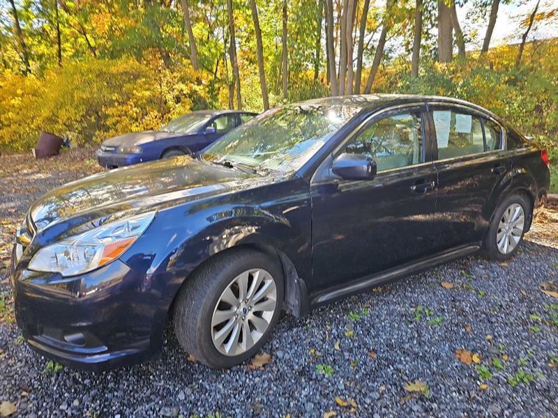 Subaru Legacy 2.5i Limited 2012