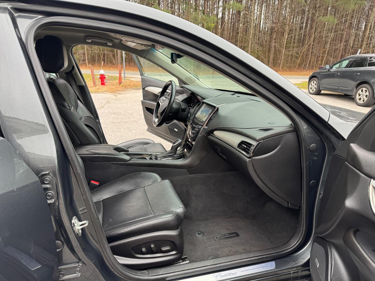 Cadillac ATS 2.5L Luxury RWD 2014