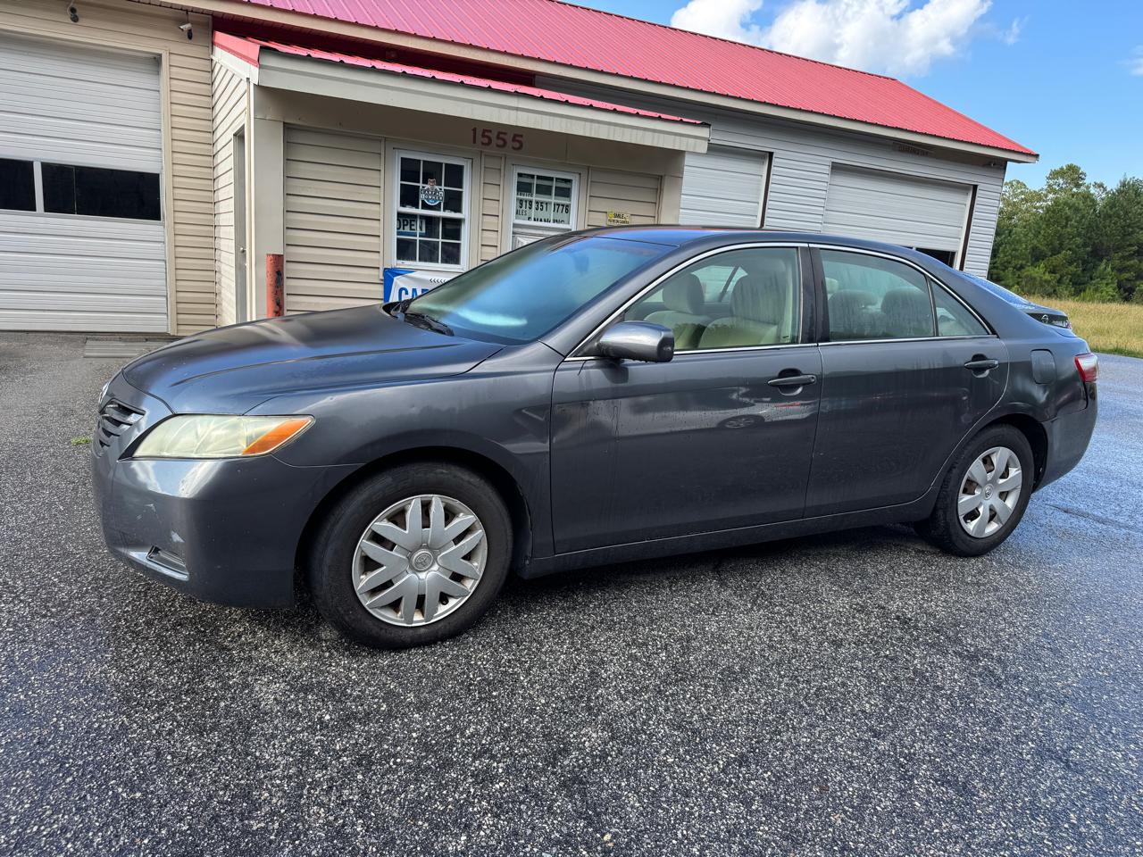 Toyota Camry XLE 5-Spd AT 2009