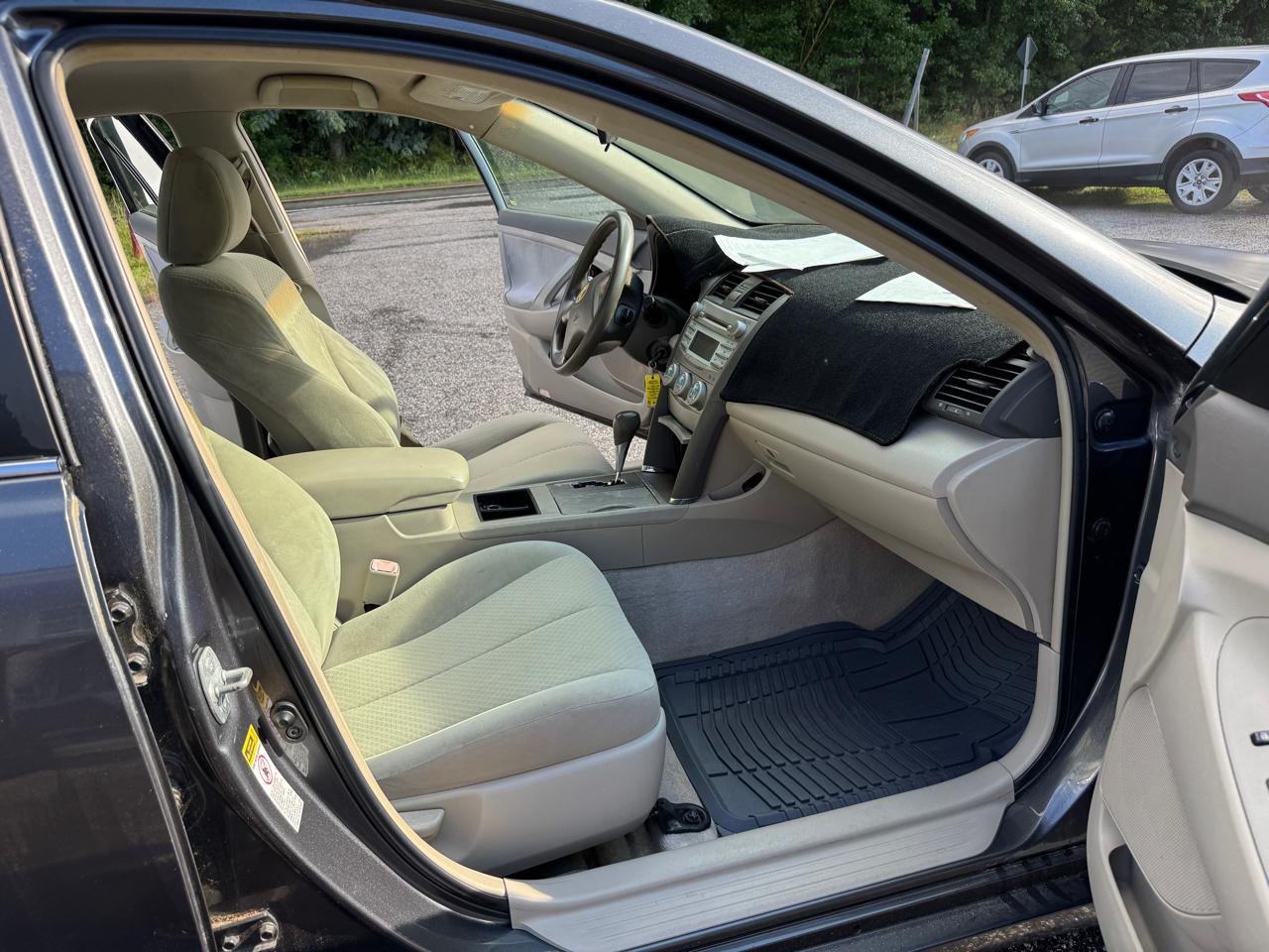 Toyota Camry XLE 5-Spd AT 2009