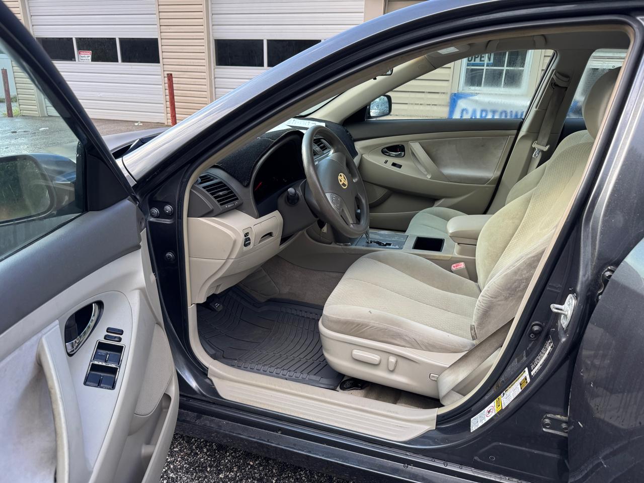 Toyota Camry XLE 5-Spd AT 2009