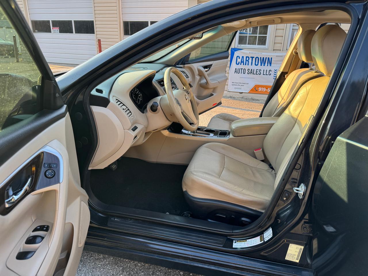 Nissan Altima 2.5 SV 2015