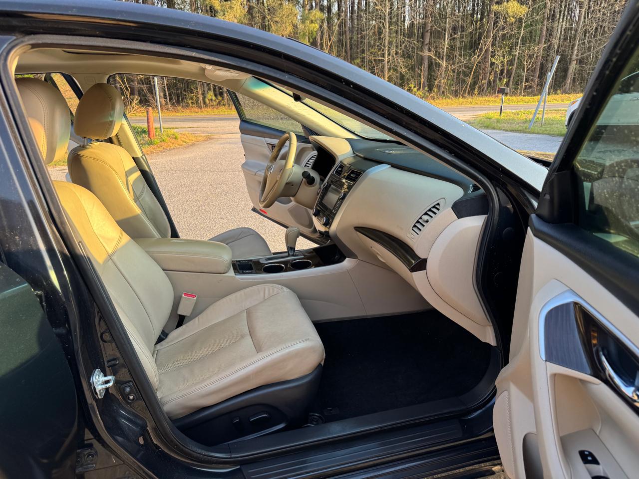 Nissan Altima 2.5 SV 2015