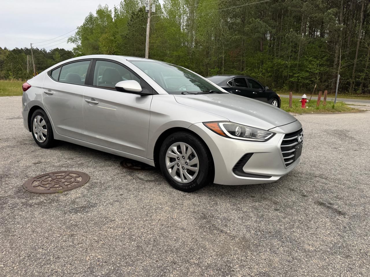 Hyundai Elantra SE 6AT 2017