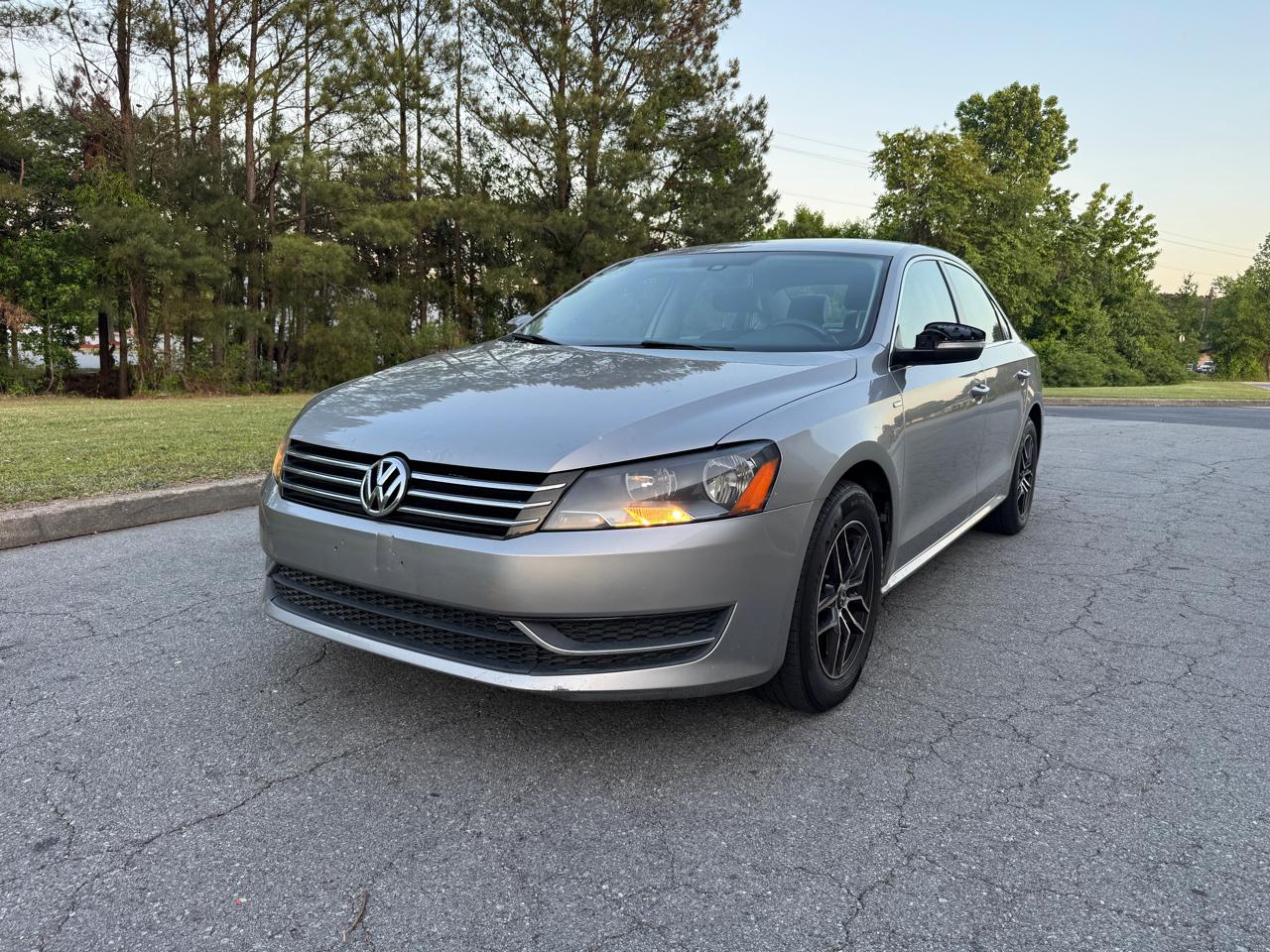 Volkswagen Passat 1.8T Wolfsburg AT 2014