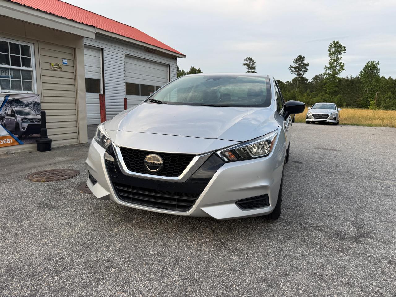 2020 Nissan Versa S CVT