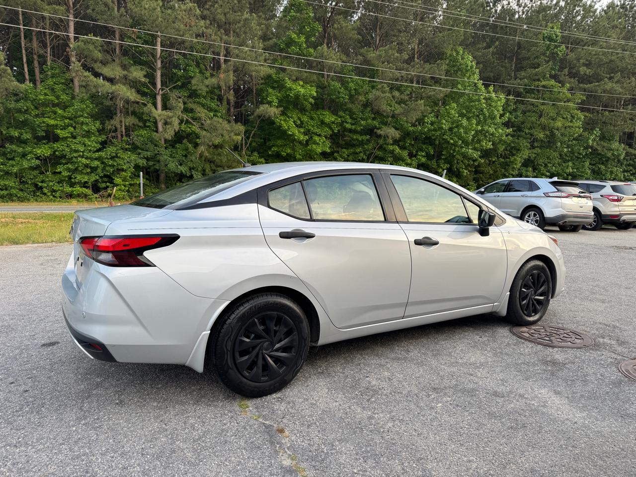 Nissan Versa S CVT 2020