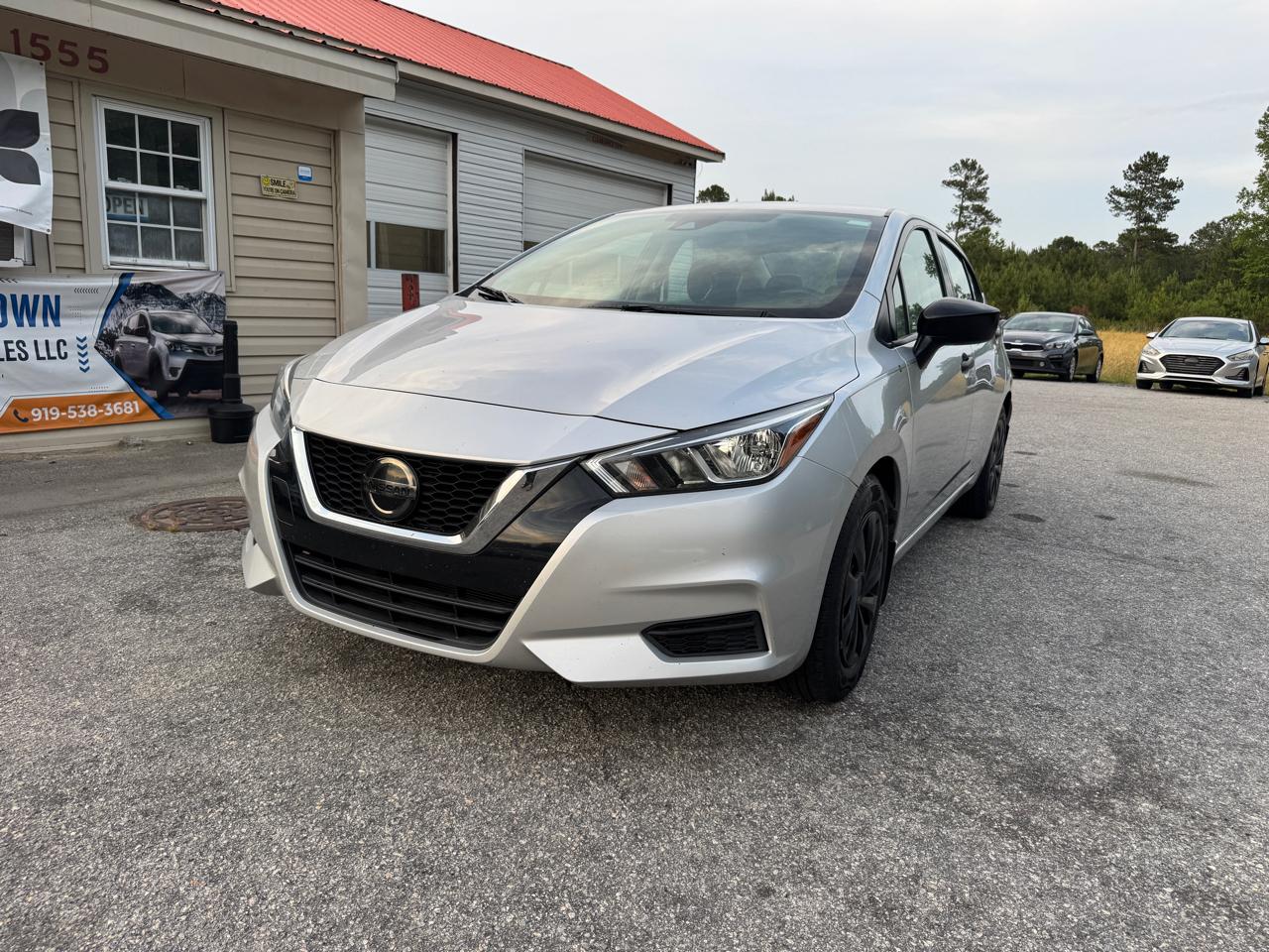 Nissan Versa S CVT 2020