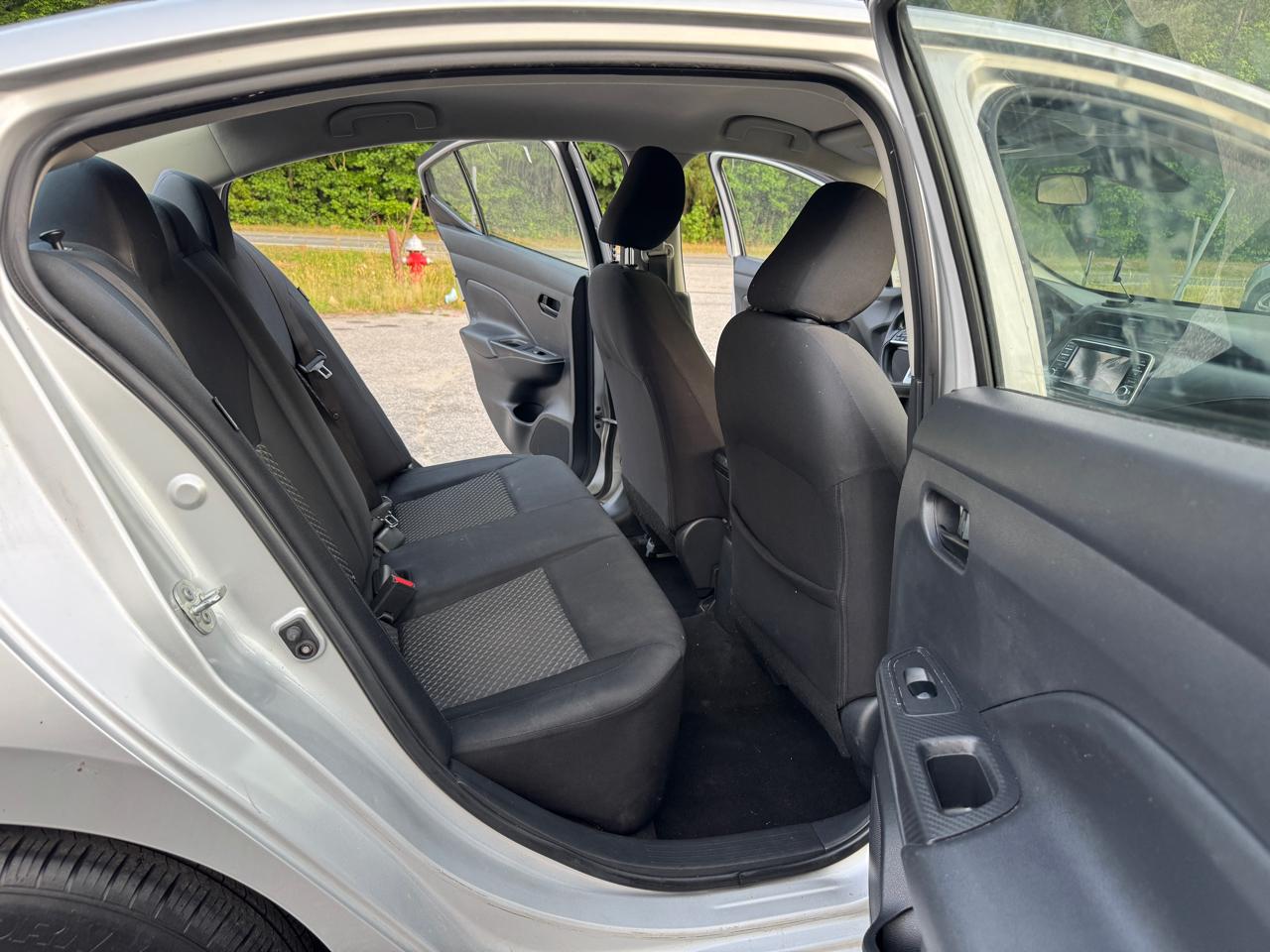 Nissan Versa S CVT 2020