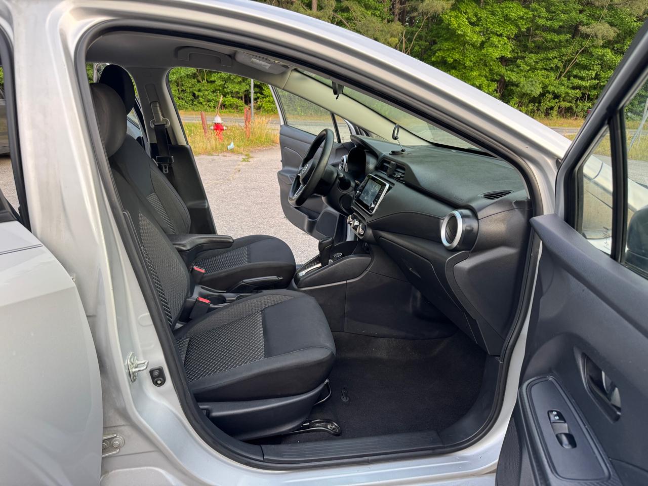 Nissan Versa S CVT 2020