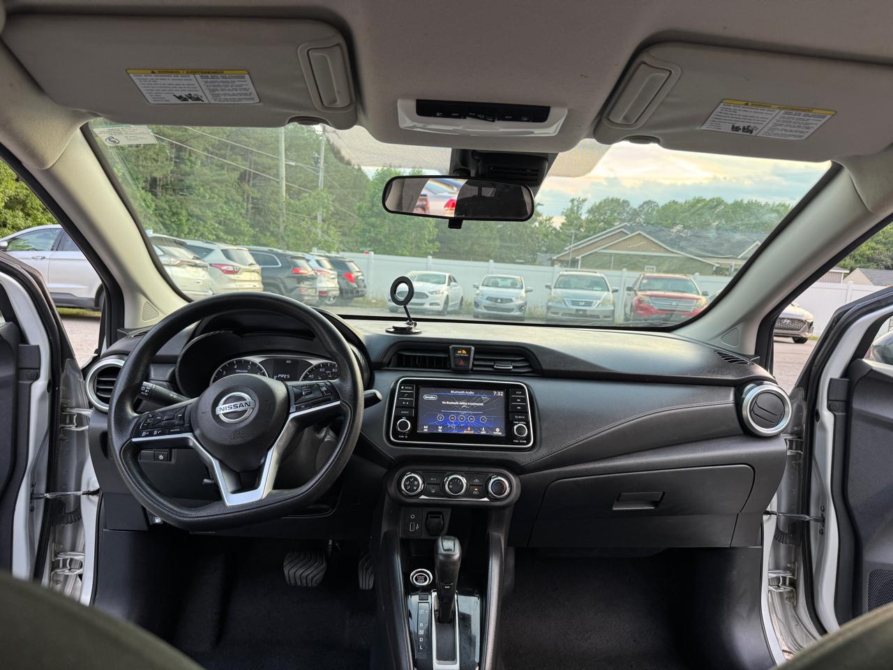Nissan Versa S CVT 2020