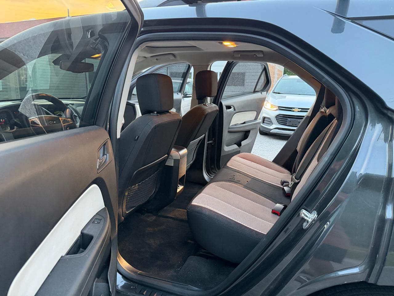 2012 Chevrolet Equinox 1LT - Photo 10