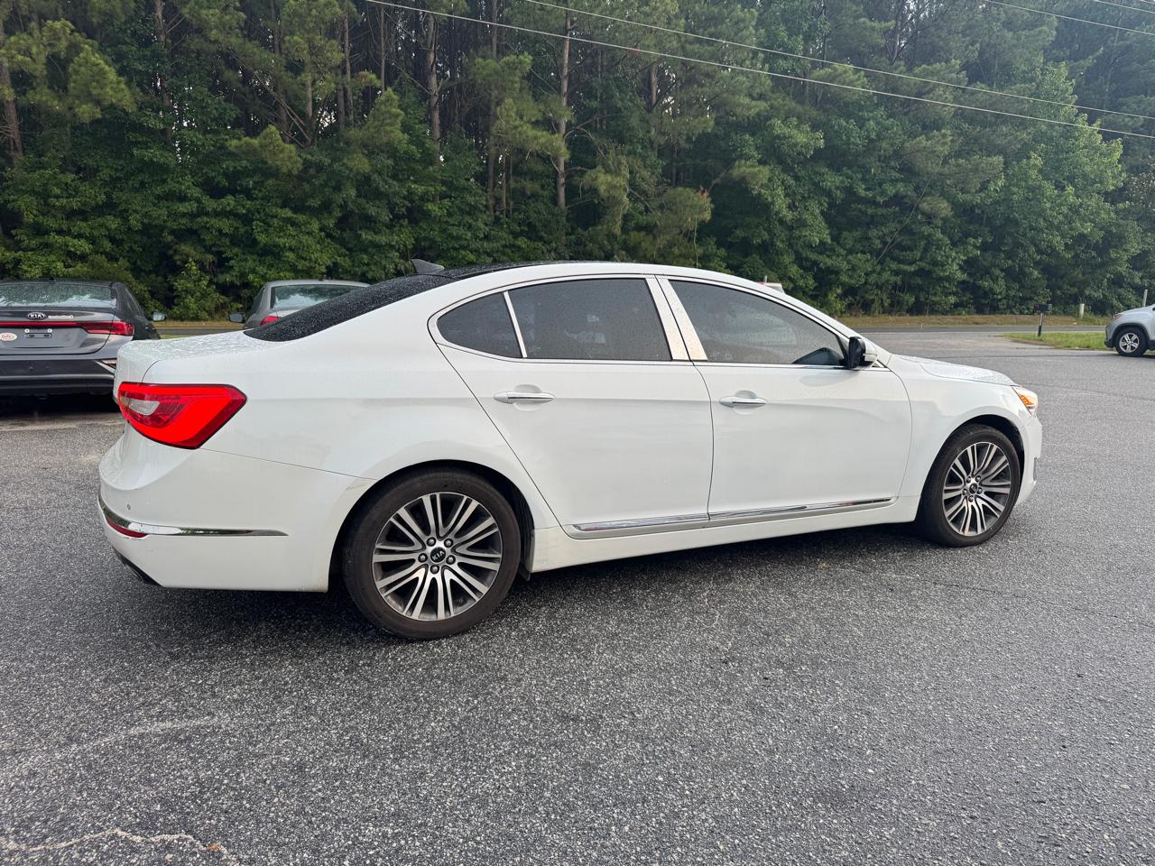 Kia Cadenza Sedan 2014