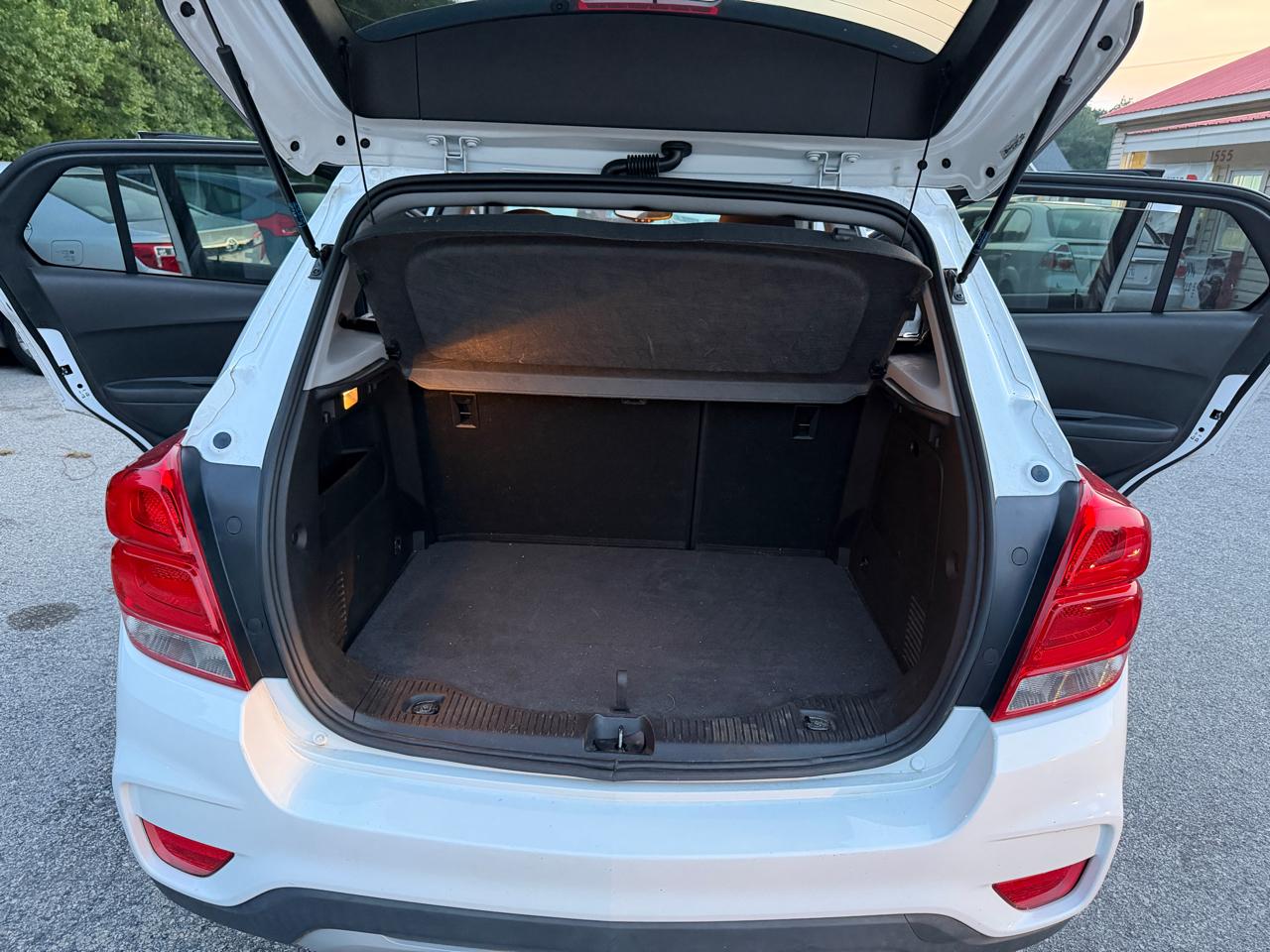 2018 Chevrolet Trax LT - Photo 12