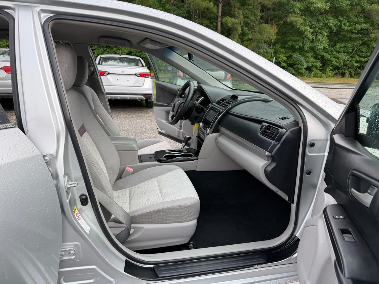 Toyota Camry L 2012