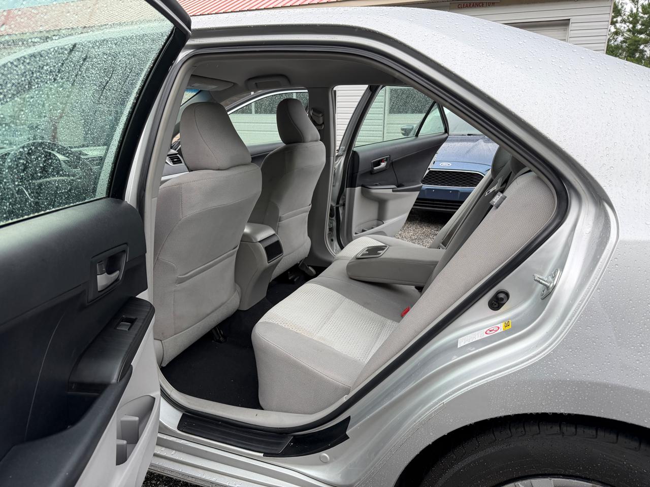 Toyota Camry L 2012