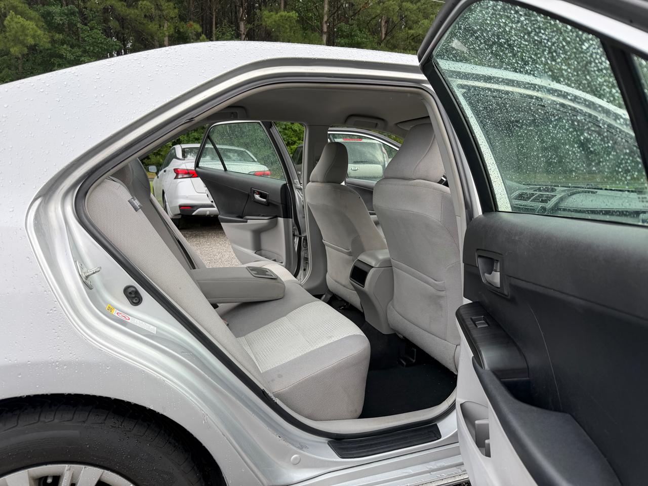 Toyota Camry L 2012