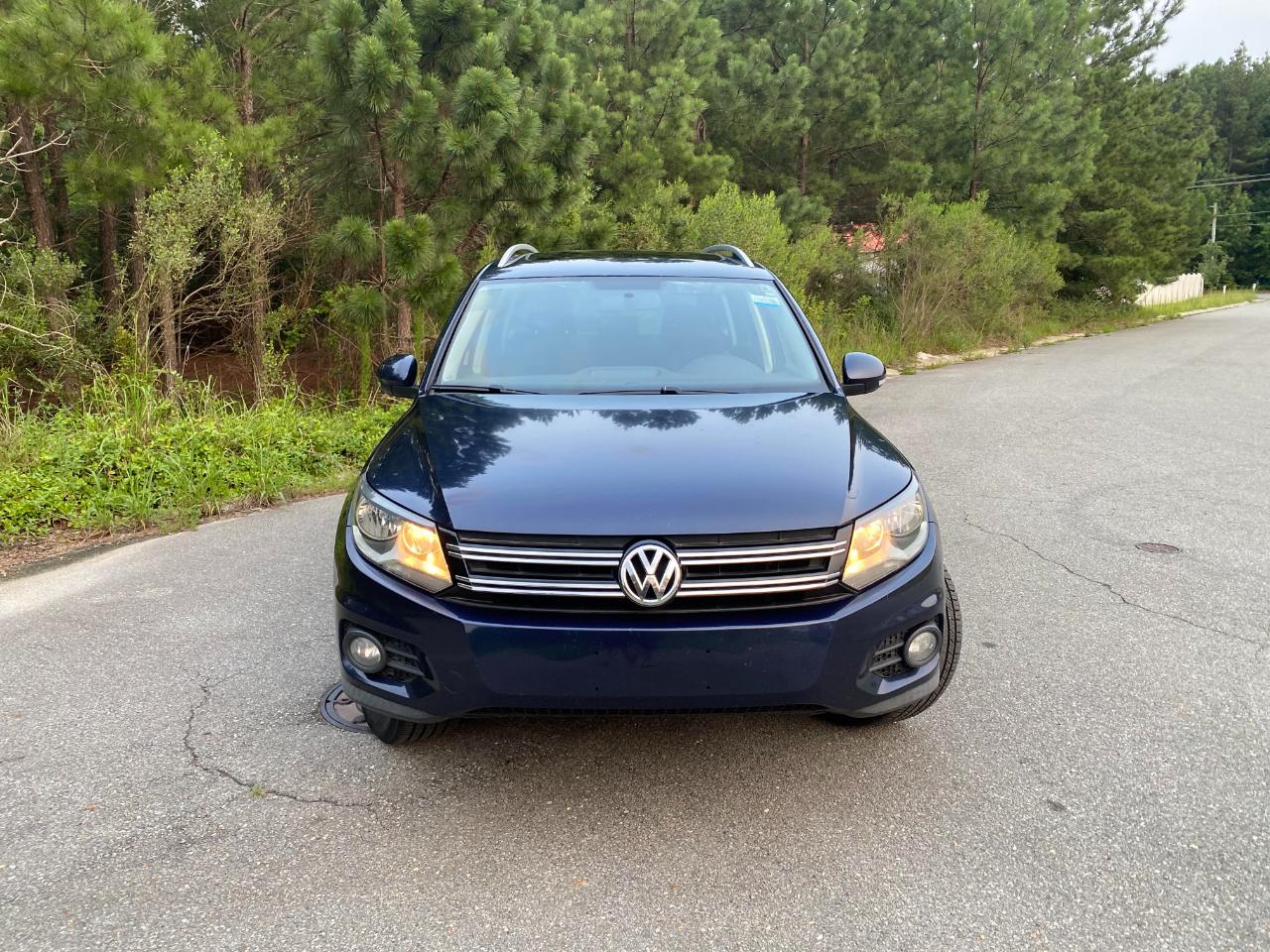 Volkswagen Tiguan S 2014