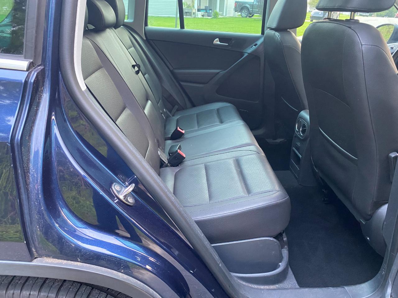 Volkswagen Tiguan S 2014