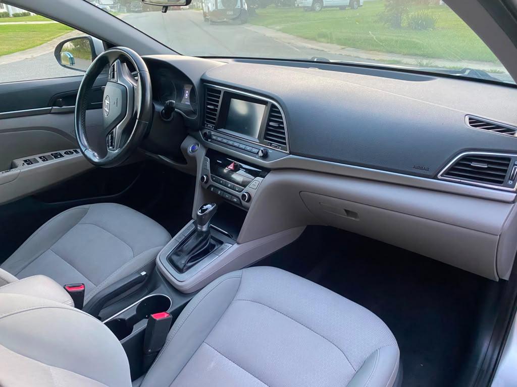 Hyundai Elantra Limited 2017