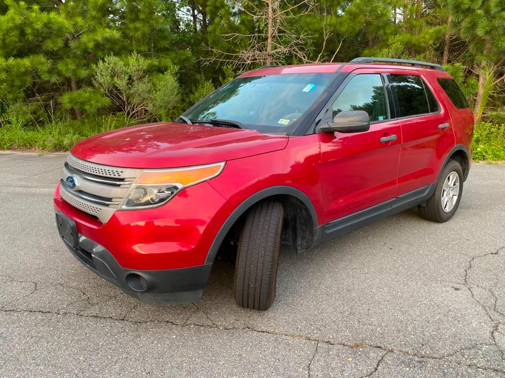 Ford Explorer Base FWD 2012