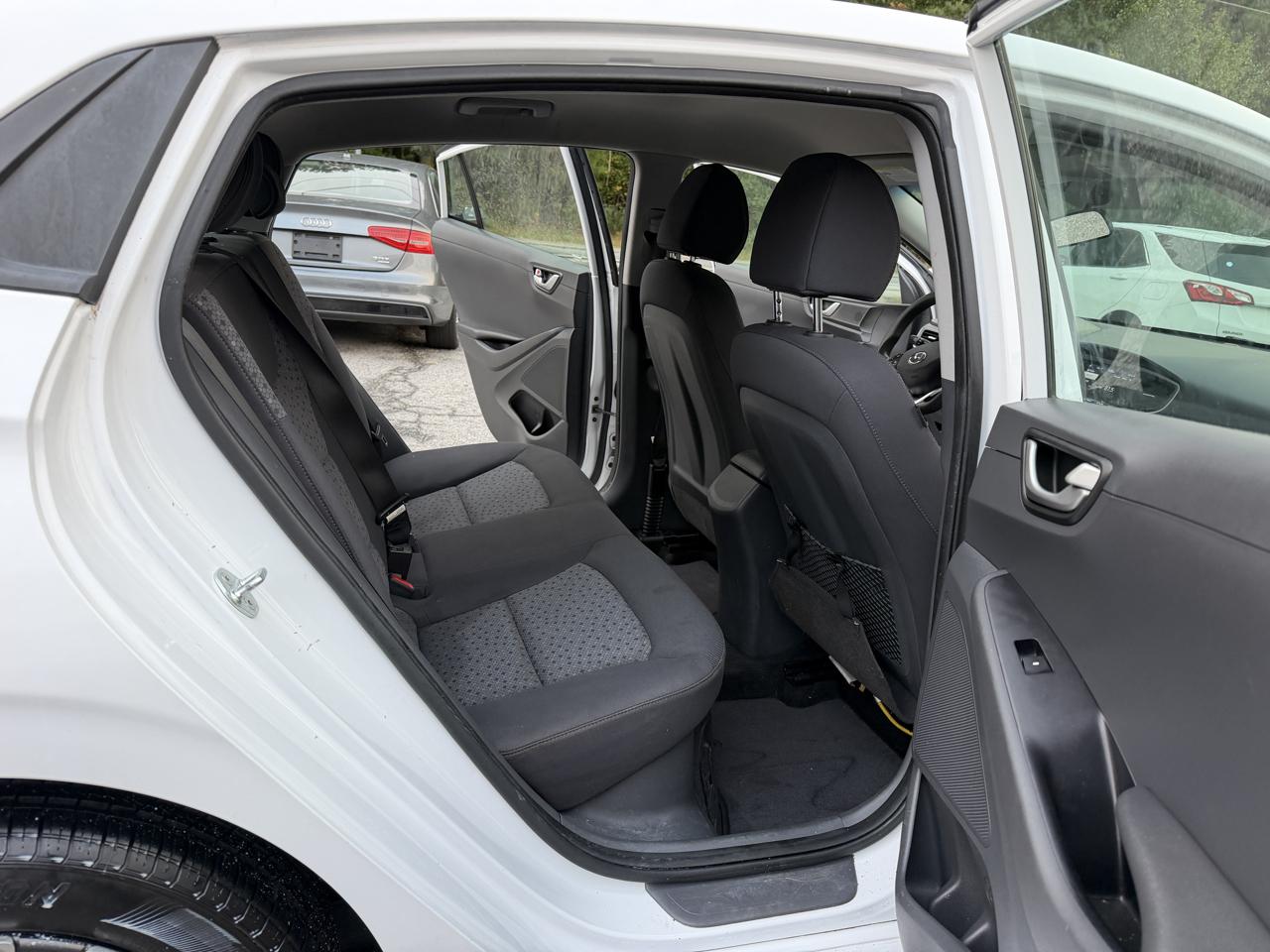 Hyundai Ioniq Hybrid Blue 2018