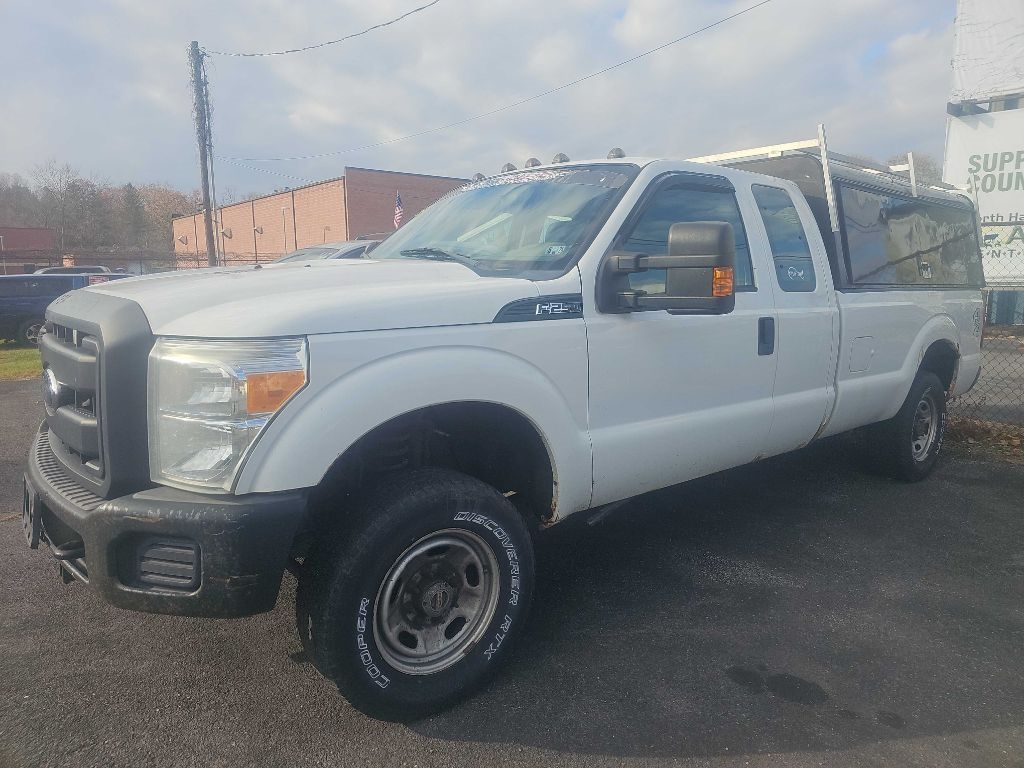 Ford F-250 SD XL SuperCab 4WD 2012
