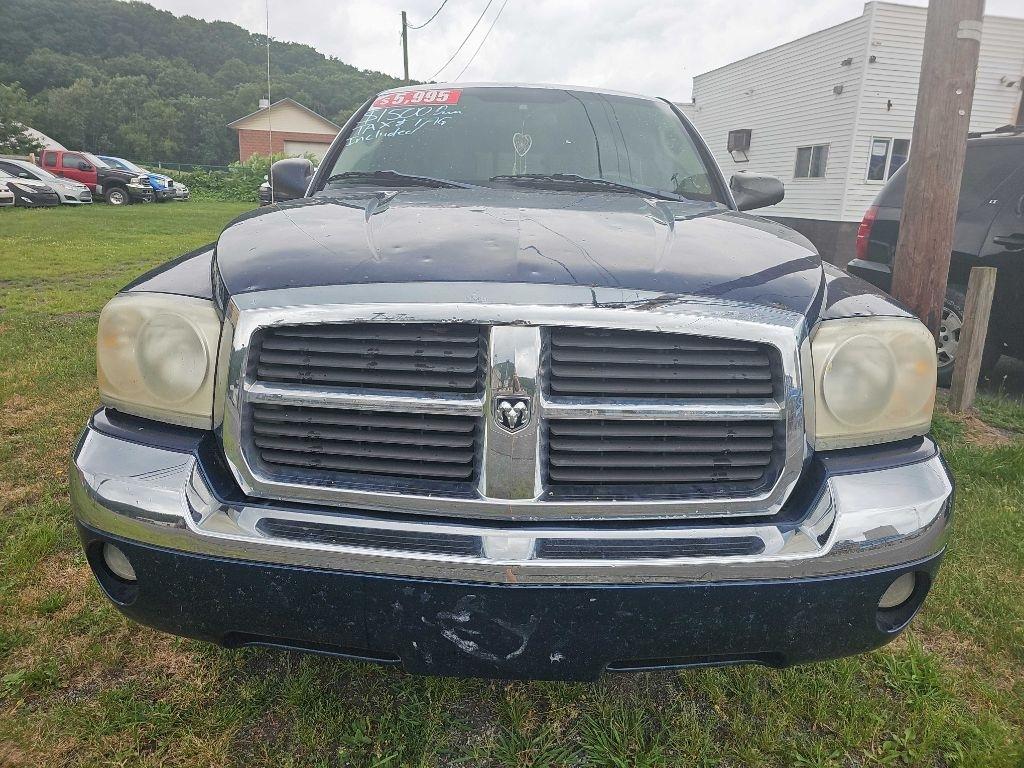 Dodge Dakota Laramie Club Cab 2WD 2005