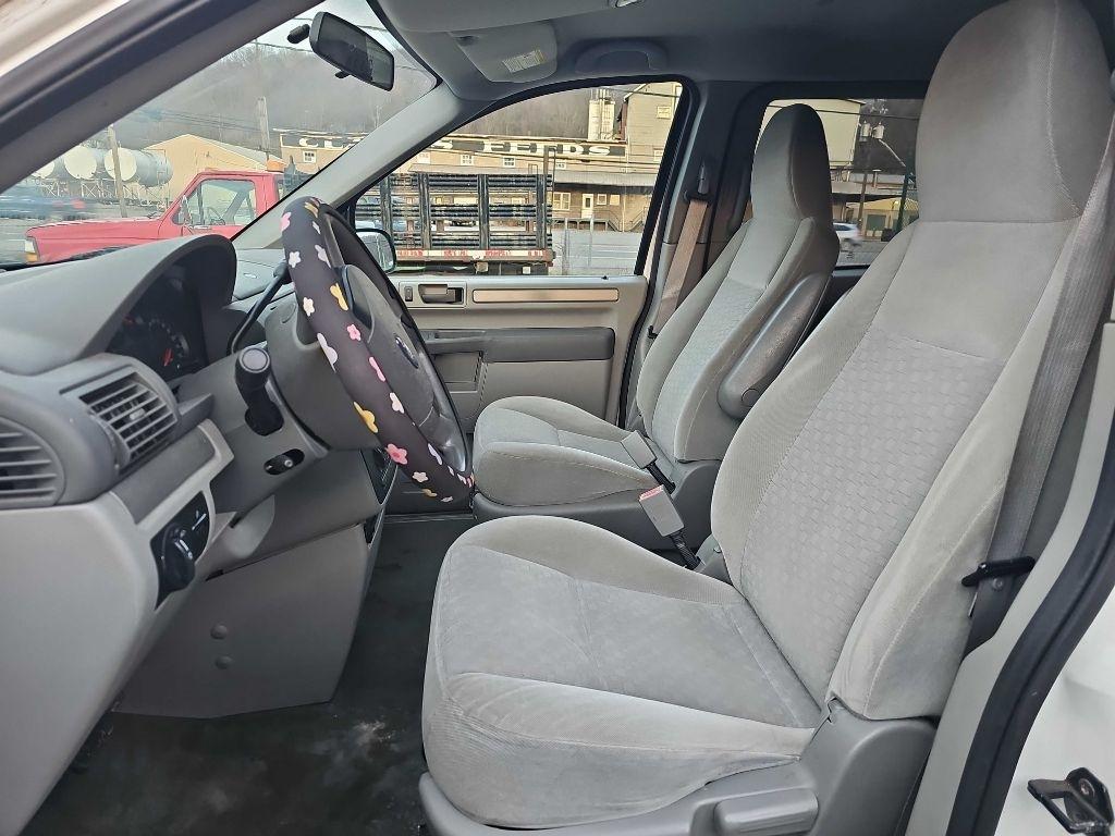 Ford Freestar SE 2006