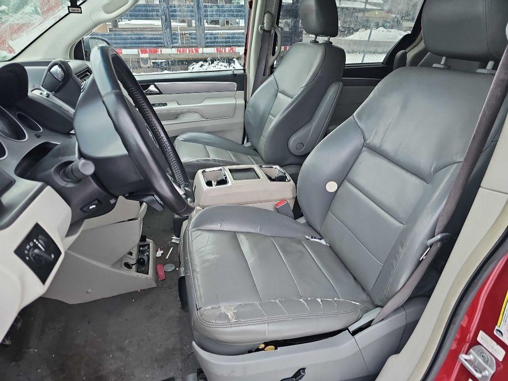 Volkswagen Routan SEL Premium 2009