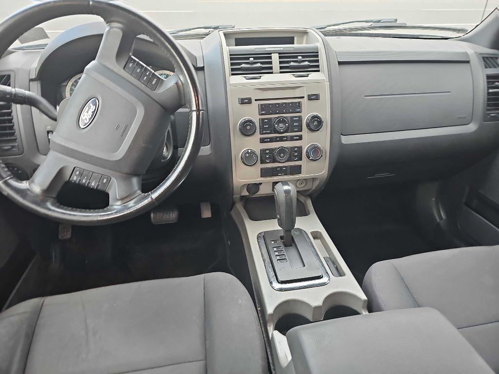 Ford Escape XLT FWD 2011